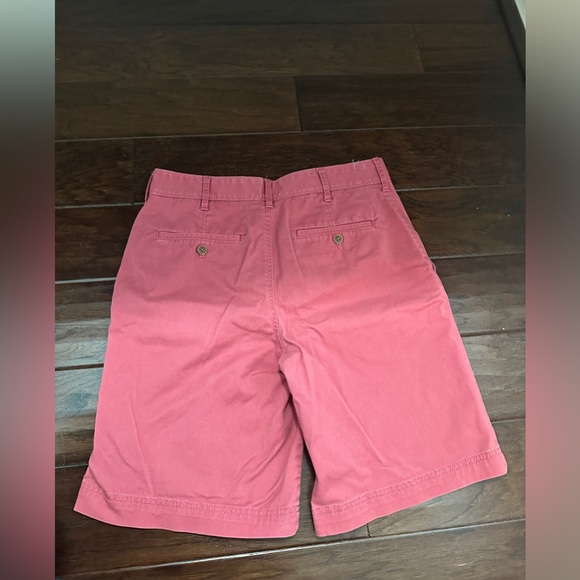 Men’s Red Izod Shorts - Picture 2 of 3